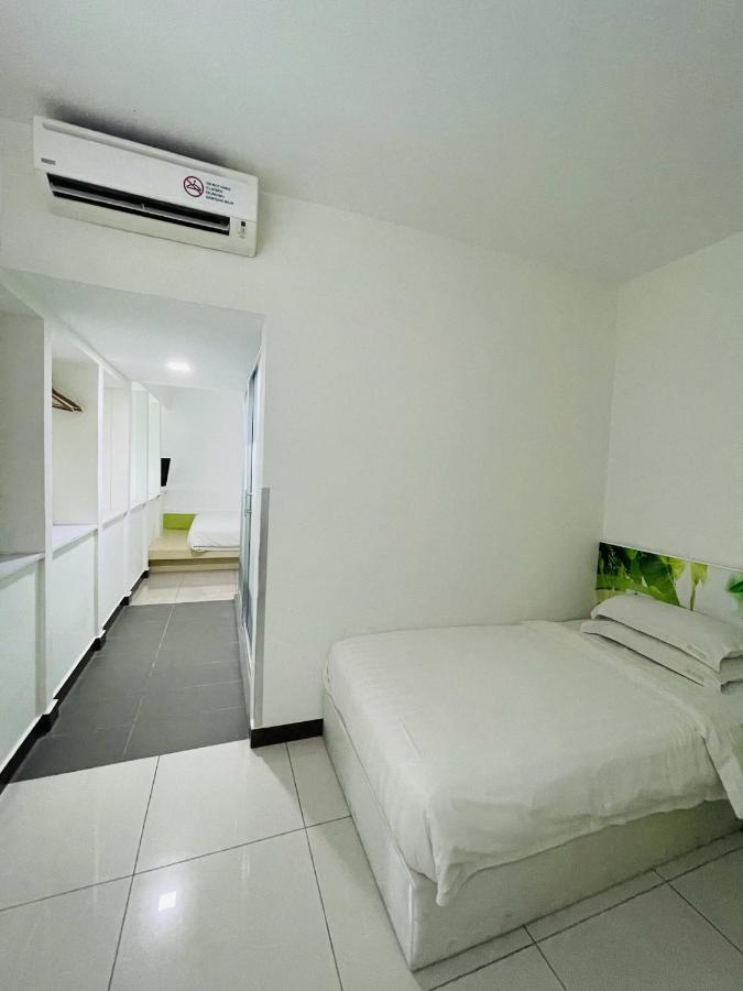 Green Apple Boutique Hotel Kota Kinabalu Esterno foto