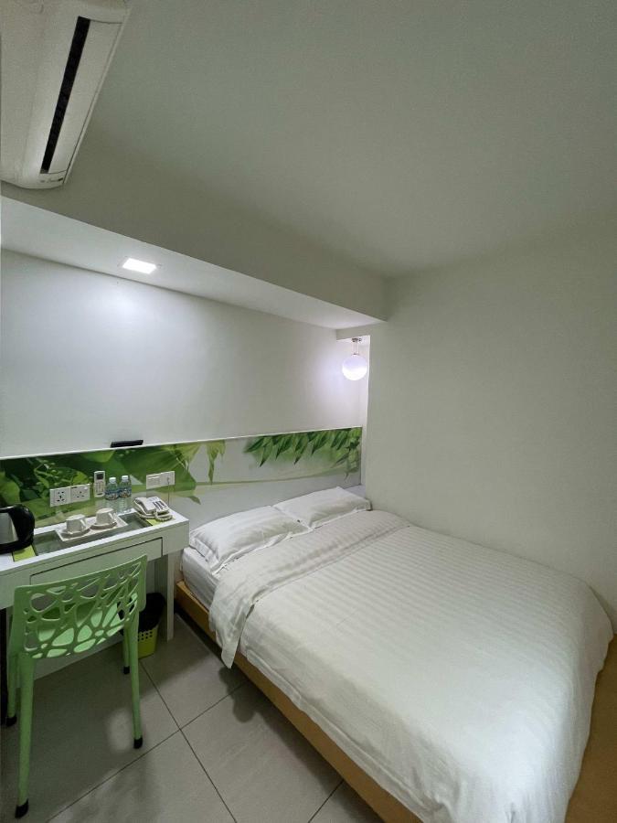 Green Apple Boutique Hotel Kota Kinabalu Esterno foto