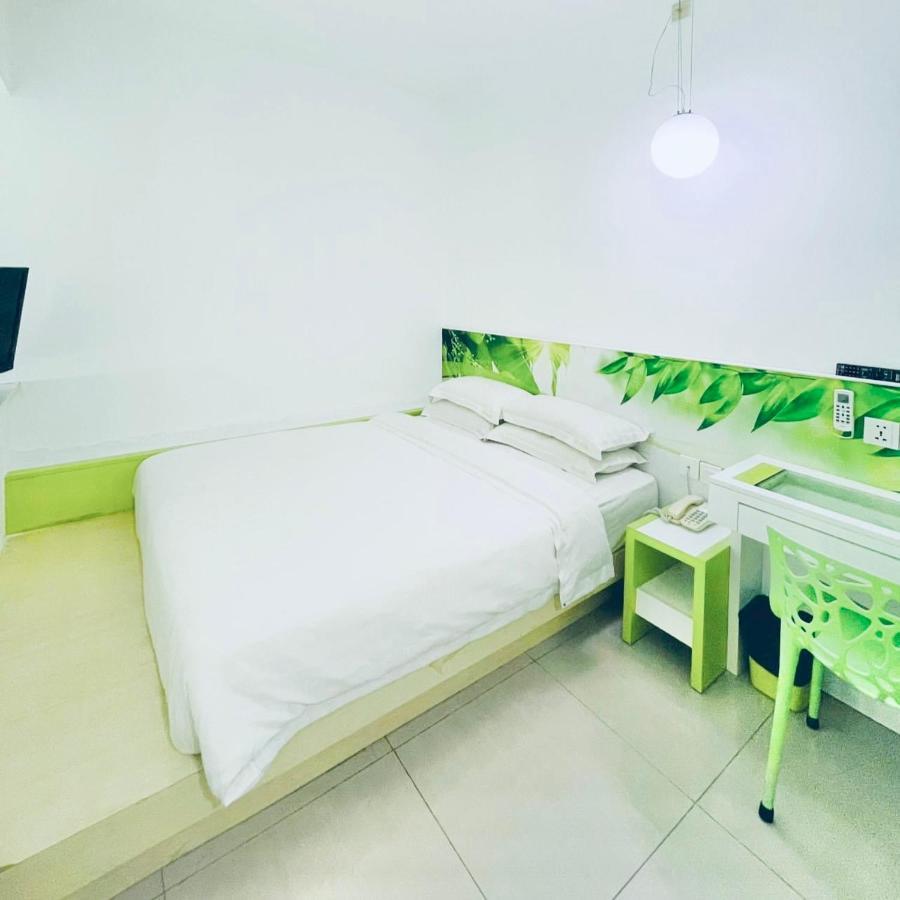 Green Apple Boutique Hotel Kota Kinabalu Esterno foto